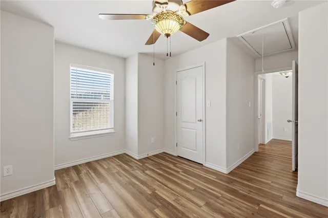 $250,000 | 1001 West 1001 Bayview Boulevard, Unit G, Portland, TX 78374