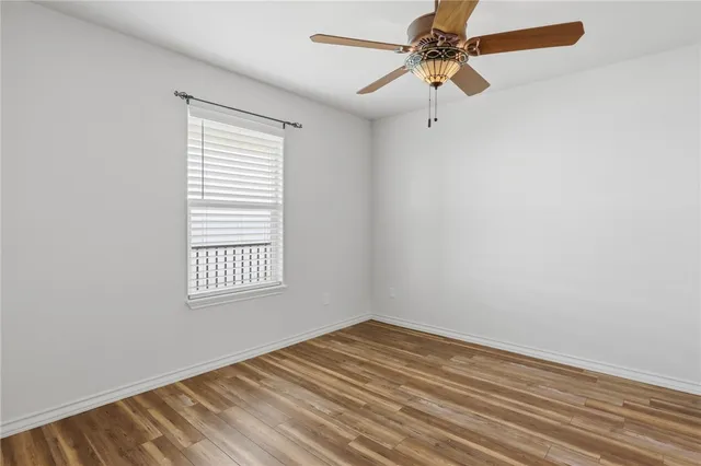 $250,000 | 1001 West 1001 Bayview Boulevard, Unit G, Portland, TX 78374