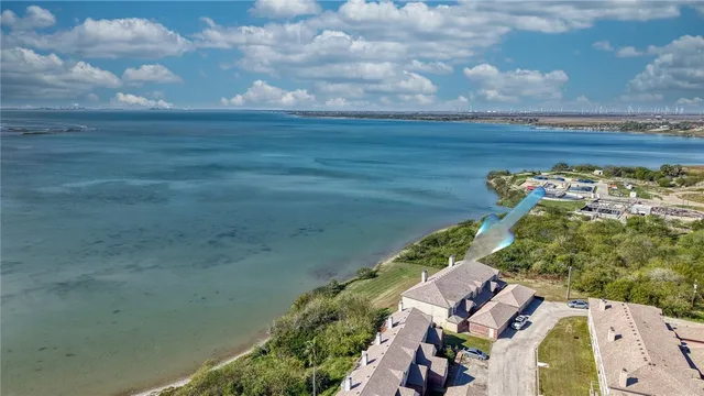 $250,000 | 1001 West 1001 Bayview Boulevard, Unit G, Portland, TX 78374