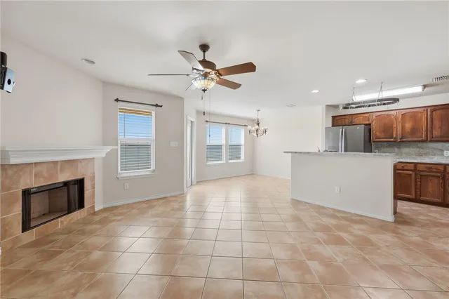 $250,000 | 1001 West 1001 Bayview Boulevard, Unit G, Portland, TX 78374