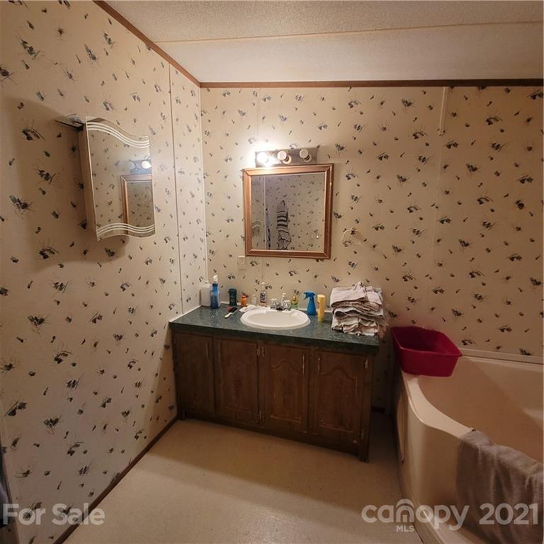 3213 Rpms Avenue Morganton, NC 28655 - Photo 9 of 12 Gallery Image 9