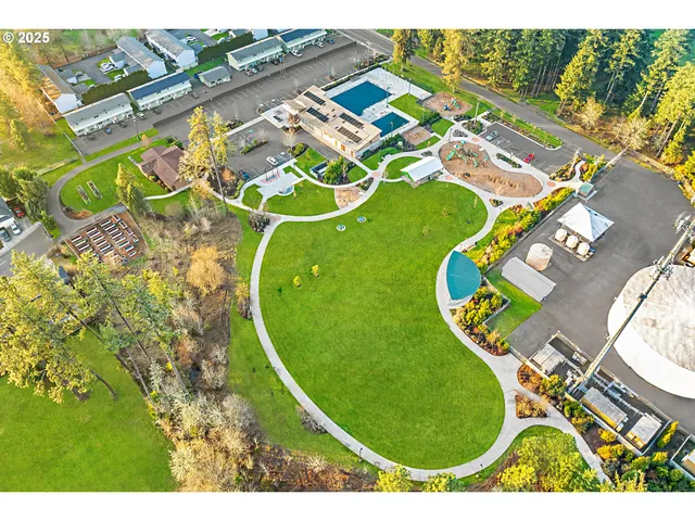 $421,900 | 25220 Tanglewood Way, Veneta, OR 97487