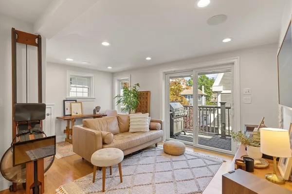 $969,000 | 64 County Road, Unit 1, Ipswich, MA 01938