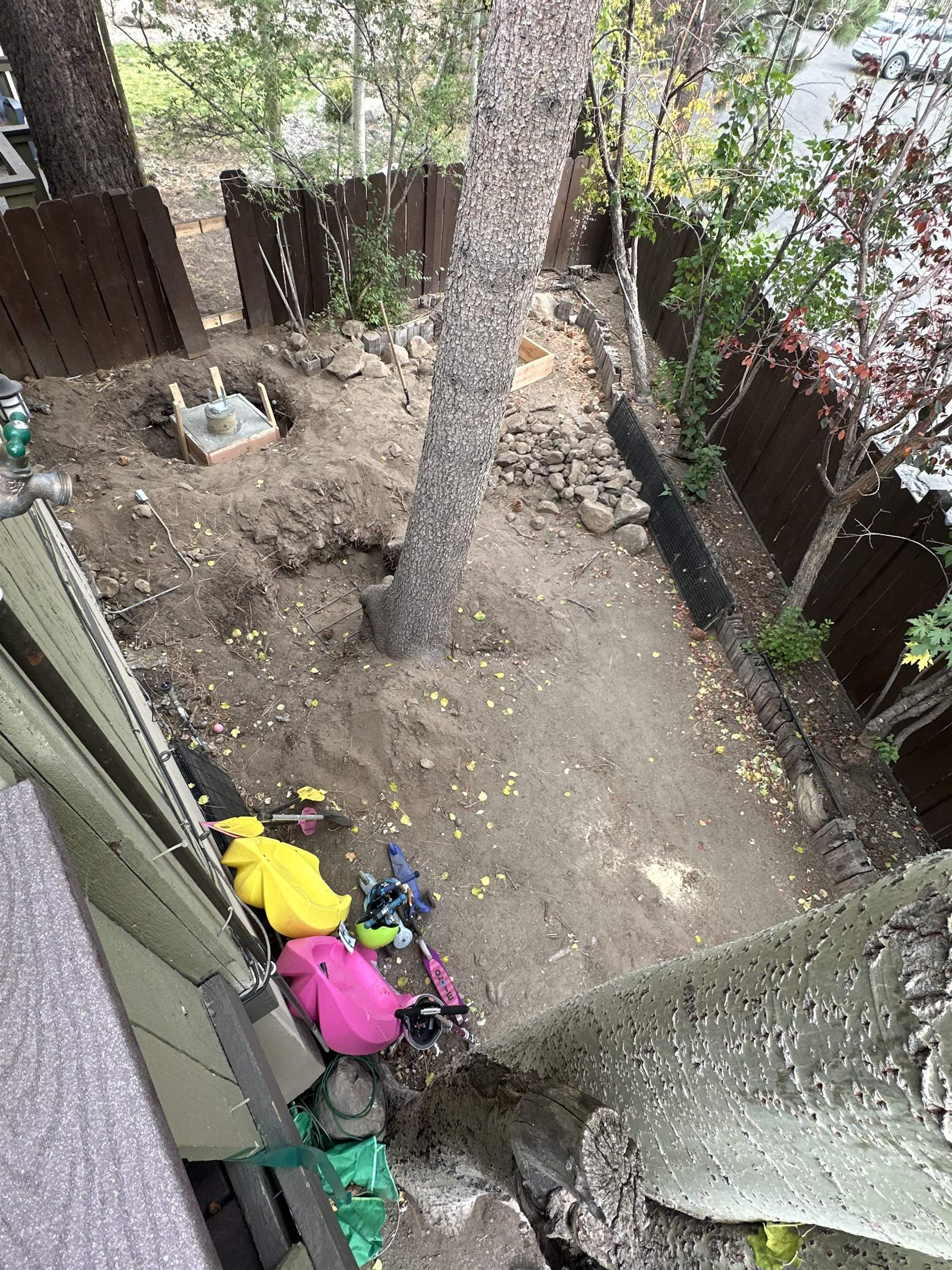 3251 Chateau Road, Unit 12 Mammoth Lakes, CA 93546 - Photo 48 of 50 a view of swimming pool with sitting area