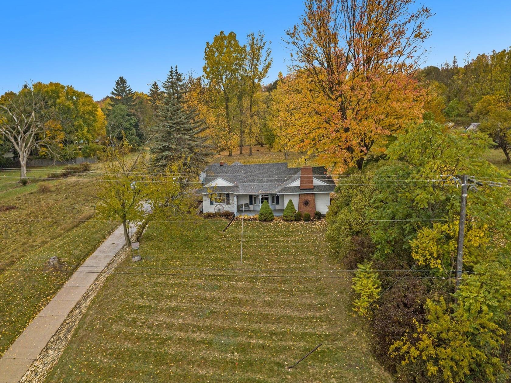 4662 Flushing Road Flint, MI 48504 - Photo 1 of 19 50093629.JPG