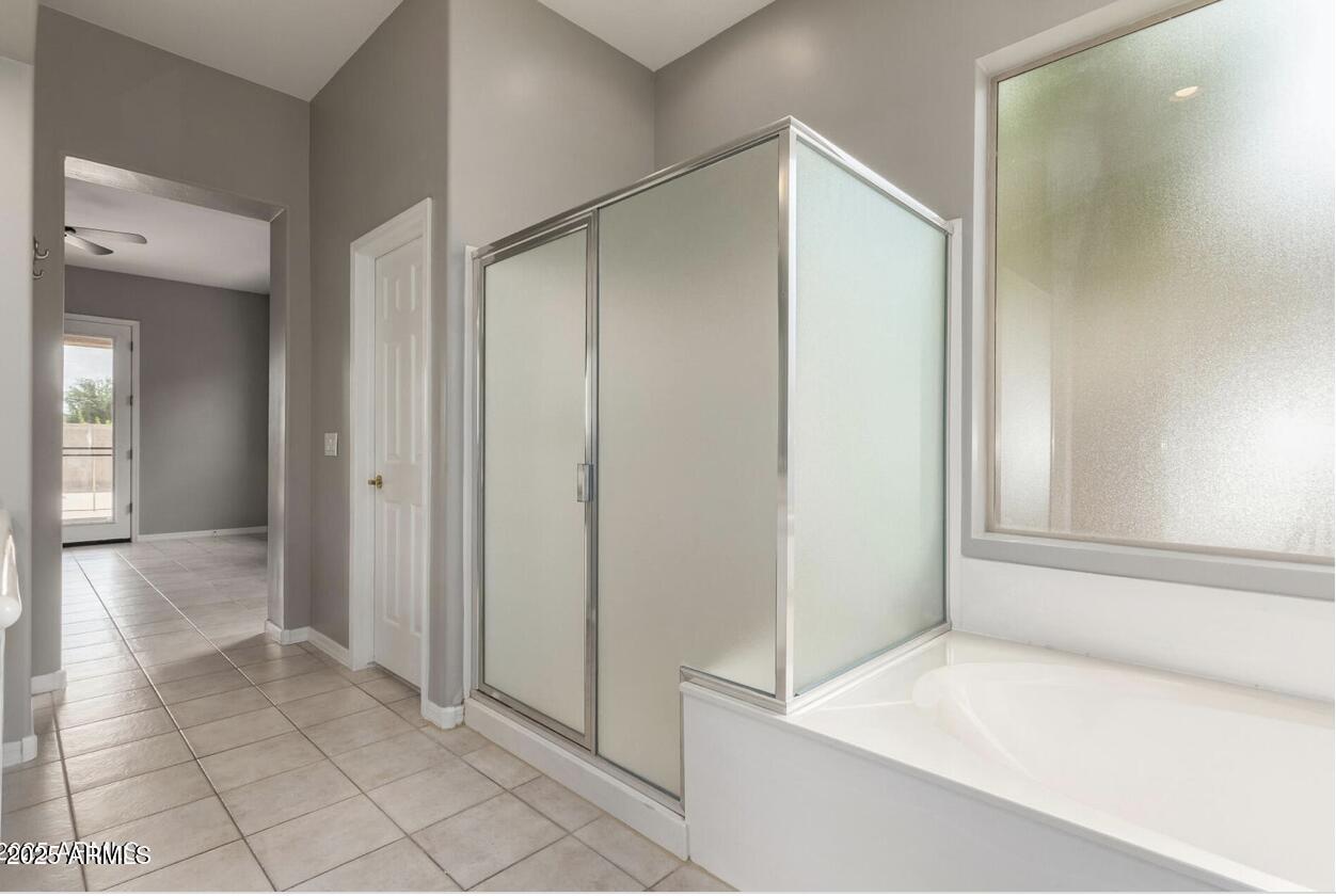 1515 North Los Alamos Circle Mesa, AZ 85213 - Photo 17 of 39 a view of an empty room