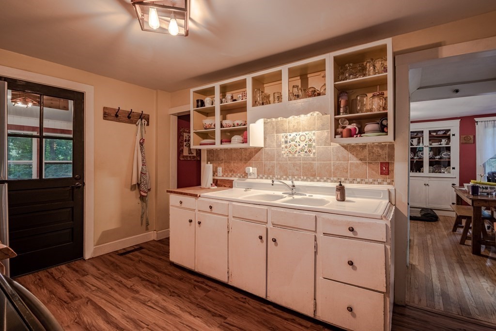 90 Belchertown Road Amherst, MA 01002 - Photo 19 of 27 Gallery Image 19