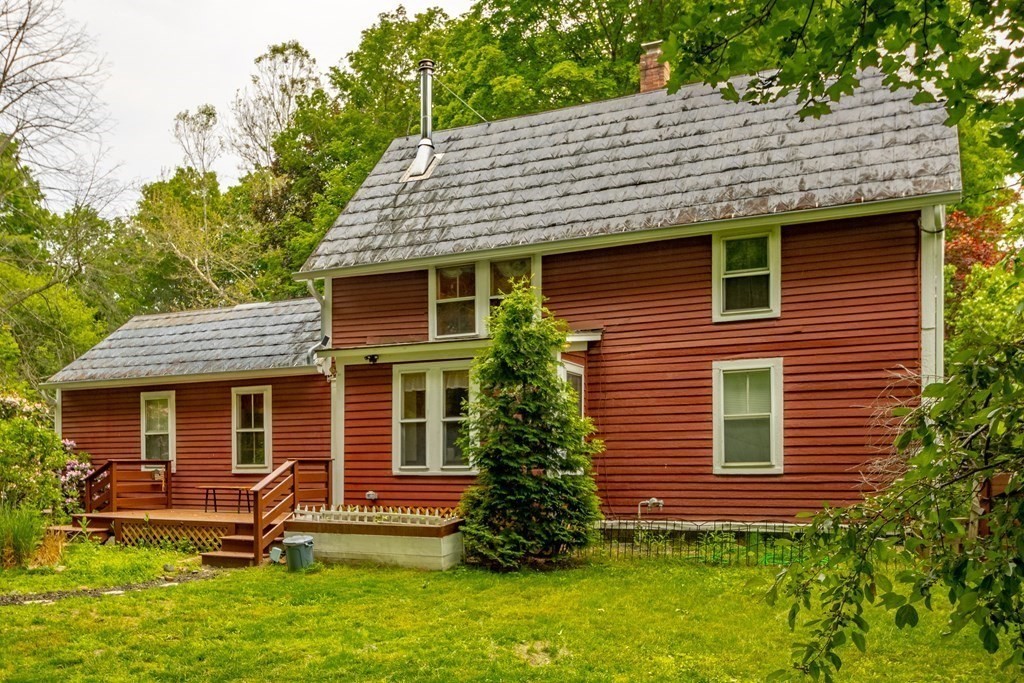 90 Belchertown Road Amherst, MA 01002 - Photo 3 of 27 Gallery Image 3