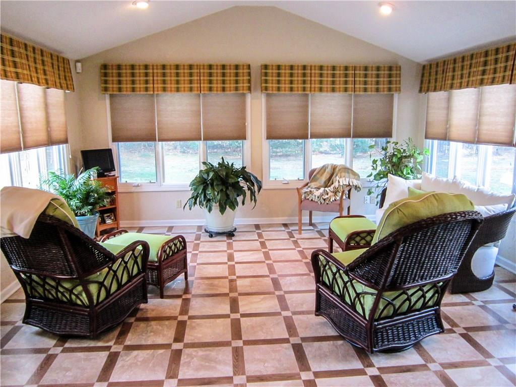 118 Oak Ridge Drive Butler, PA 16002 - Photo 13 of 25 Sun-room
