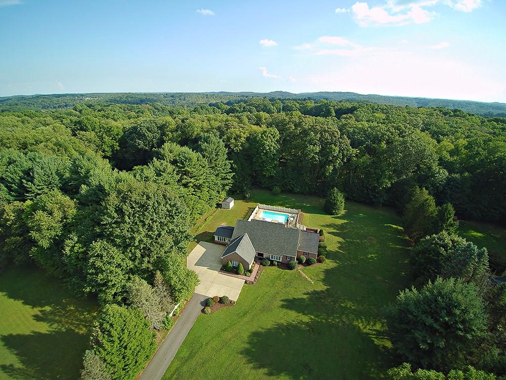 118 Oak Ridge Drive Butler, PA 16002 - Photo 3 of 25 Ariel View of Home and Grounds