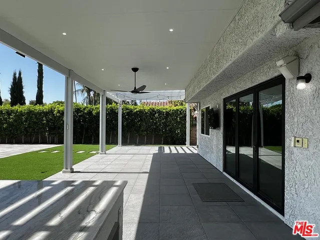 $8,995 | 10758 Cozycroft Avenue, Chatsworth, CA 91311