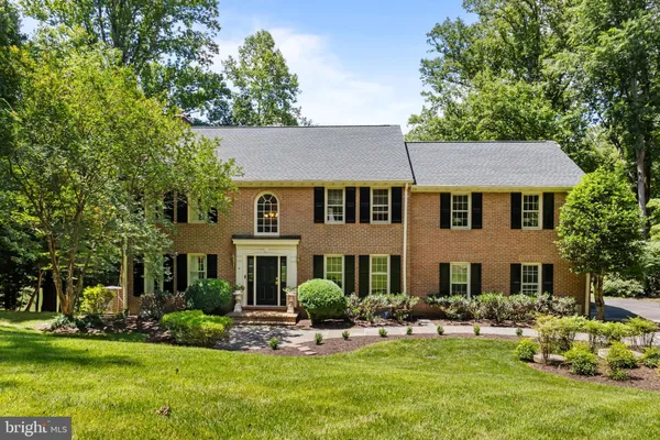 $2,295,000 | 9405 Lagovista Court, Great Falls, VA 22066