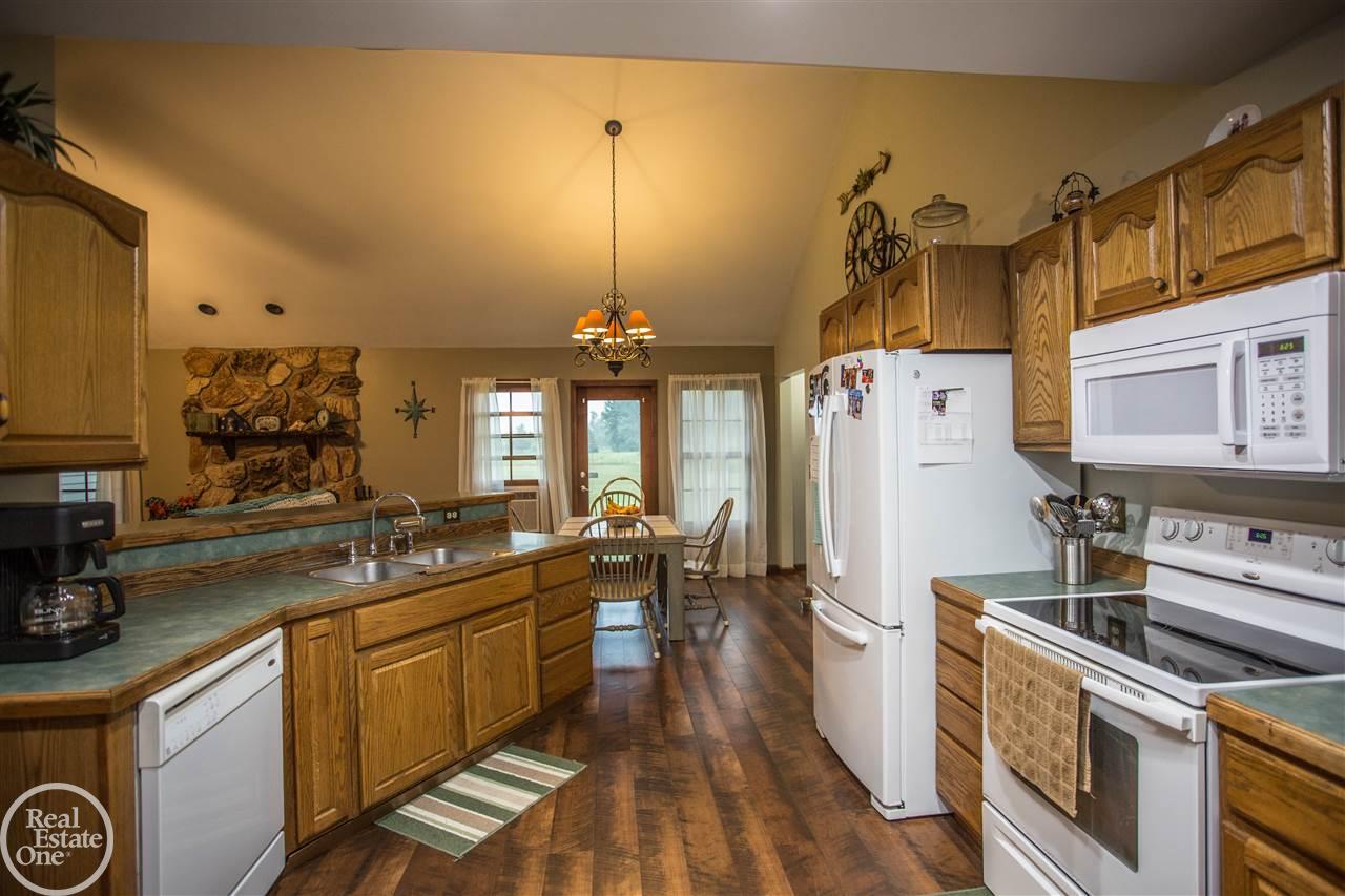 4381 East Wellman Line Road Jeddo, MI 48032 - Photo 24 of 38 31352224-23.JPG