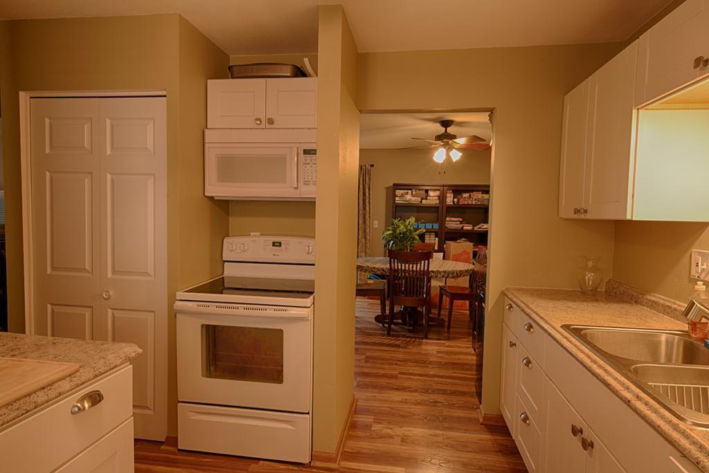 4035 18th Avenue Northwest Rochester, MN 55901 - Photo 5 of 11 Gallery Image 5
