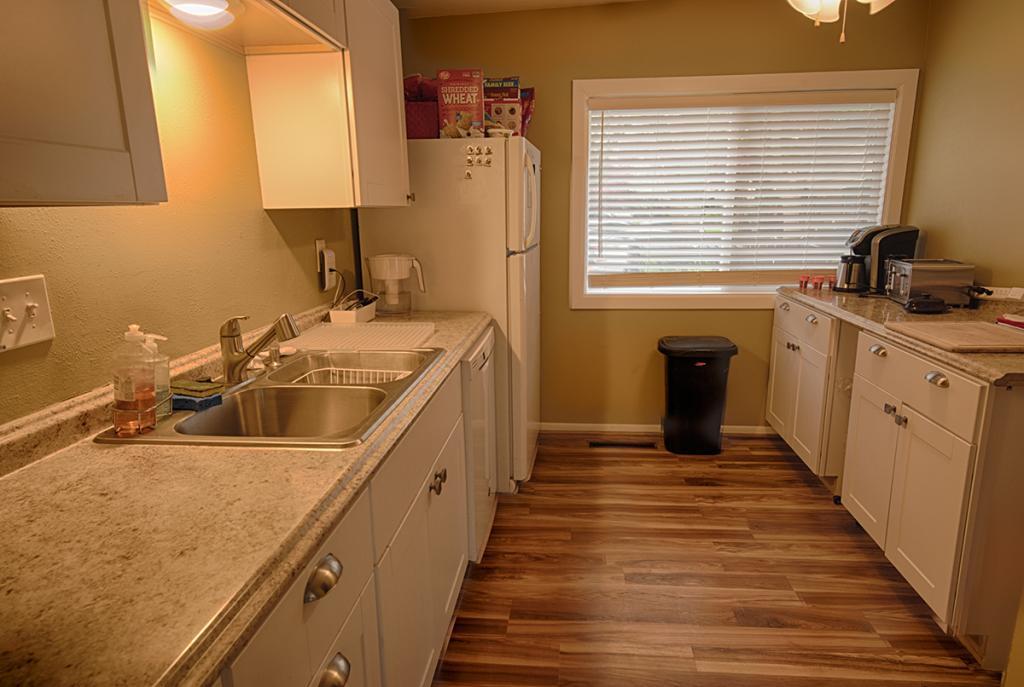 4035 18th Avenue Northwest Rochester, MN 55901 - Photo 6 of 11 Gallery Image 6