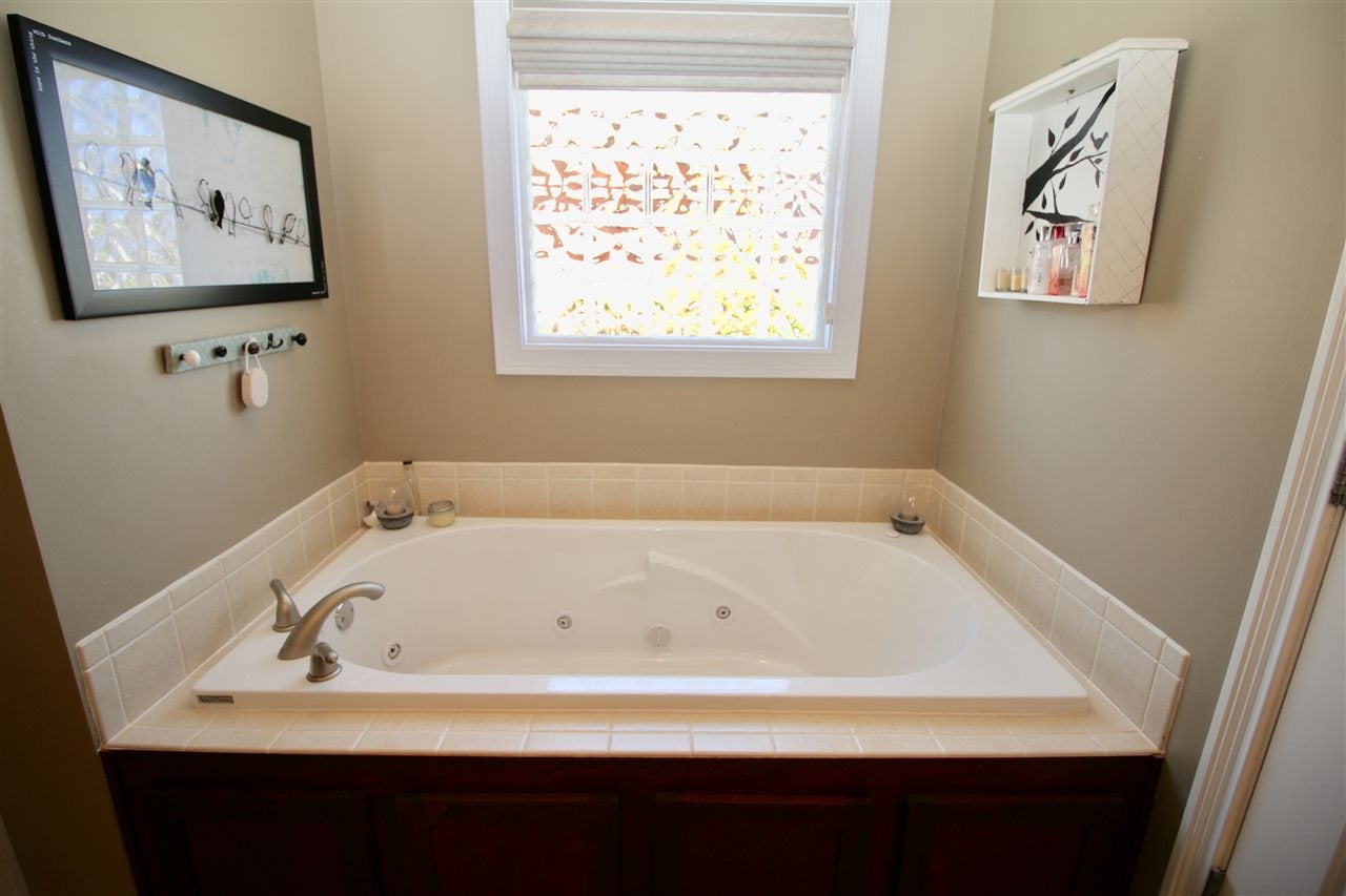 518 Rodeo Lane Bowling Green, KY 42101 - Photo 14 of 35 Gallery Image 14