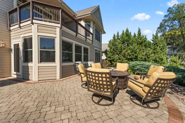 $1,325,000 | 6507 Willow Court, Waterford, WI 53185