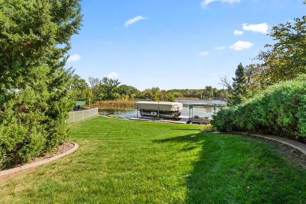 $1,325,000 | 6507 Willow Court, Waterford, WI 53185