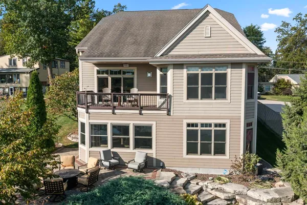 $1,325,000 | 6507 Willow Court, Waterford, WI 53185