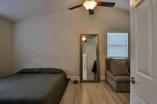 $3,200 | 713 Green Mountain Court, Bolingbrook, IL 60440