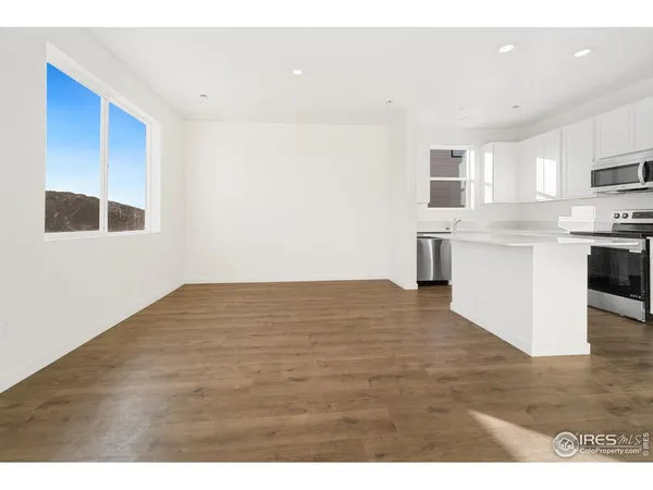 $330,000 | 3864 Pinnacles Court, Evans, CO 80620