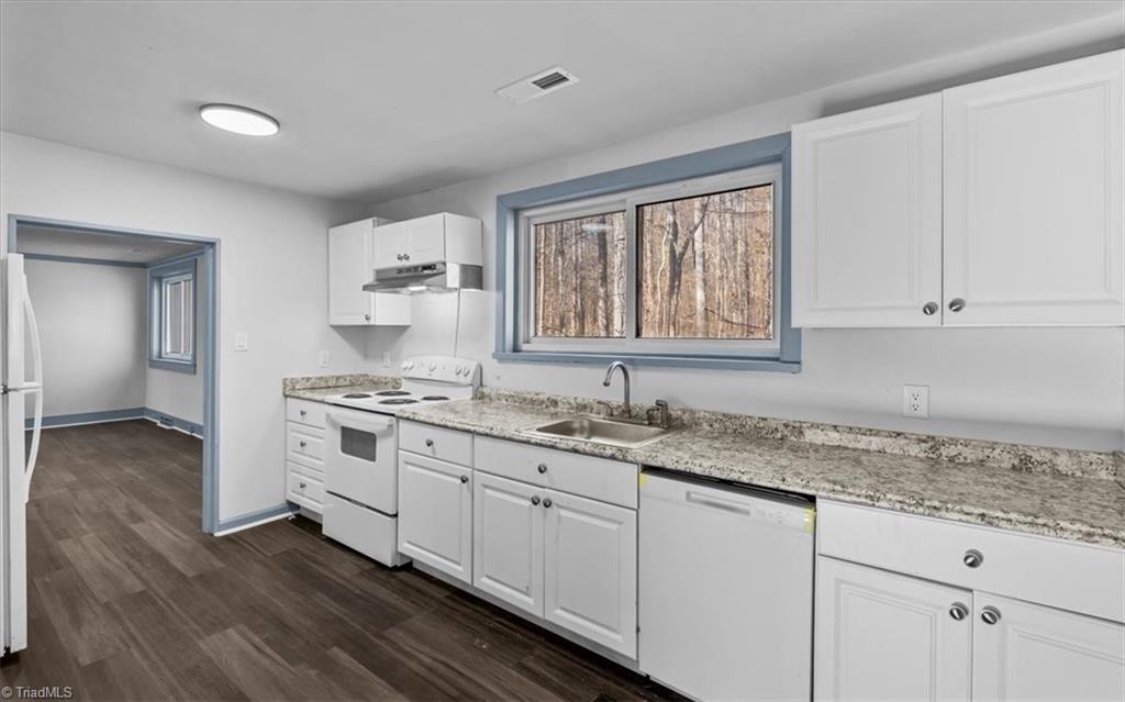 3913 Tarpon Road Pleasant Garden, NC 27313 - Photo 11 of 31 Gallery Image 11