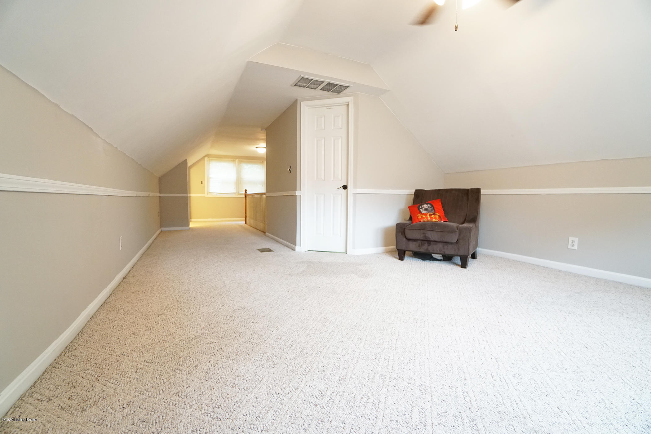 3032 Hendon Road Louisville, KY 40220 - Photo 18 of 39 19