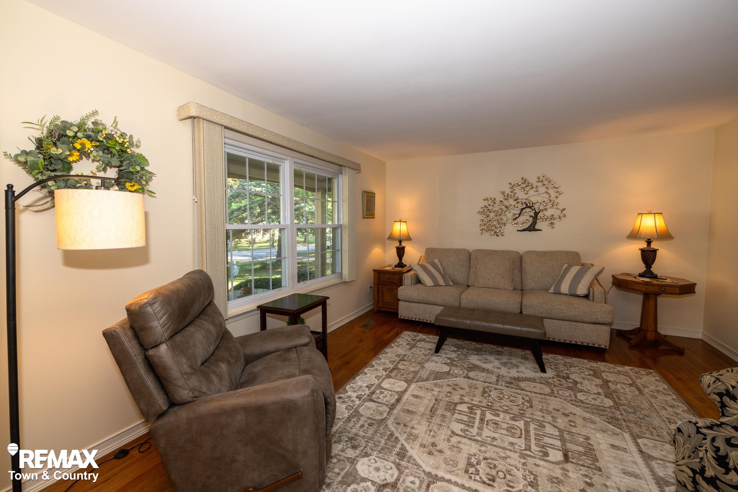 1239 Stonehenge Road Flint, MI 48532 - Photo 8 of 40 Gallery Image 8