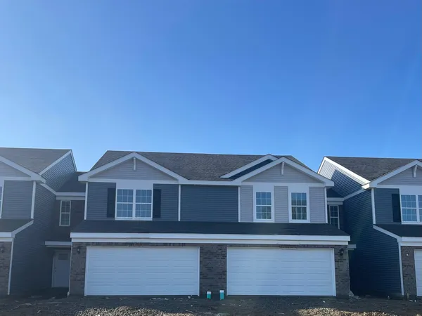 $259,990 | 543 Cressmoor Boulevard, Hobart, IN 46342