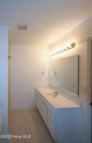 $1,950 | 115 Birdie Court, Jacksonville, NC 28540