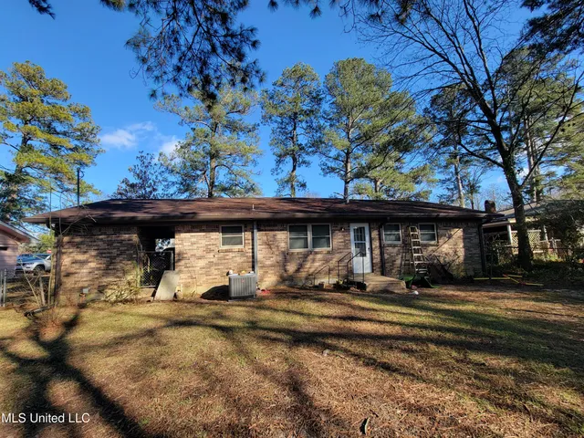 $140,000 | 817 Roosevelt Street, Forest, MS 39074