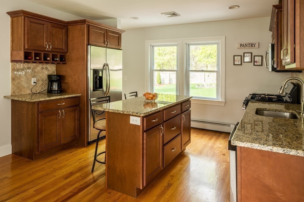 45 Cape Road Mendon, MA 01756 - Photo 5 of 18 Gallery Image 5