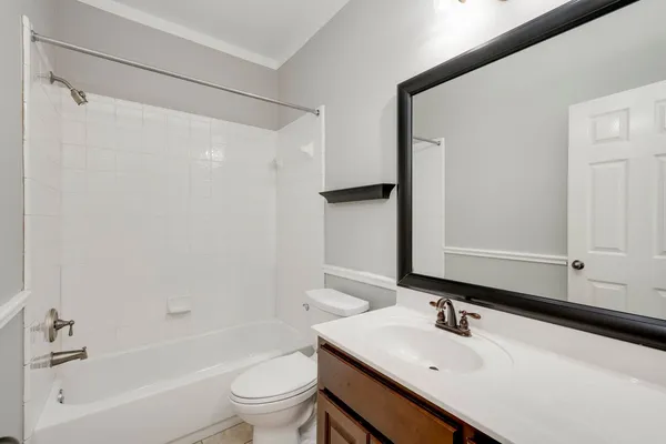 $3,200 | 2916 Alsatia Drive, Austin, TX 78748