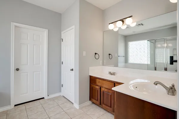 $3,200 | 2916 Alsatia Drive, Austin, TX 78748