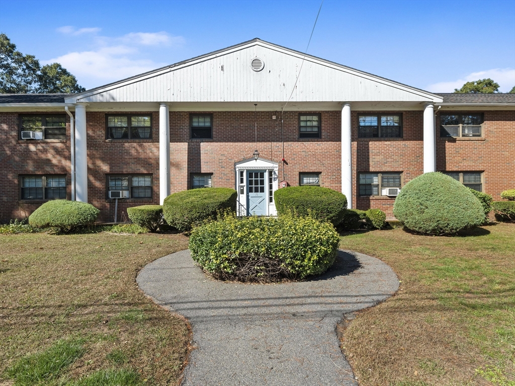 78 Renwick Road, Unit A Wakefield, MA 01880 - Photo 1 of 36