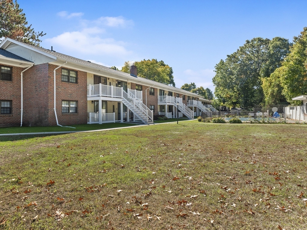 78 Renwick Road, Unit A Wakefield, MA 01880 - Photo 35 of 36