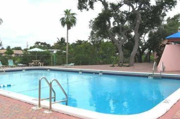 620 Northwest 13th Street, Unit 150 Boca Raton, FL 33486 - Photo 20 of 24 pool