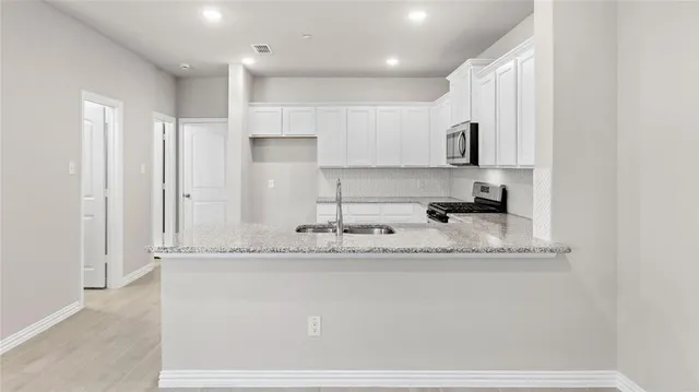 $2,200 | 3716 Paradise Way, Sherman, TX 75090