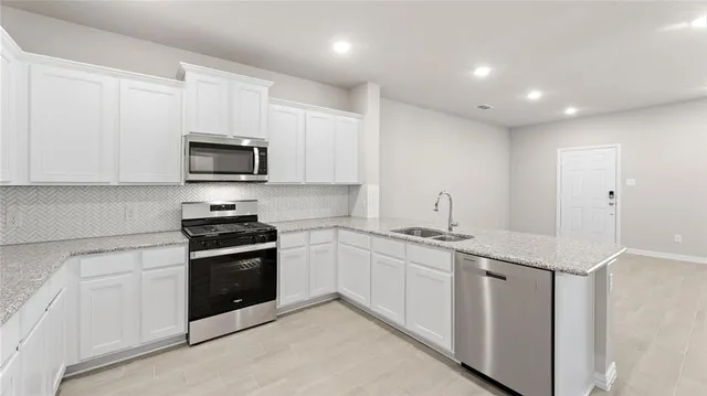 $2,200 | 3716 Paradise Way, Sherman, TX 75090