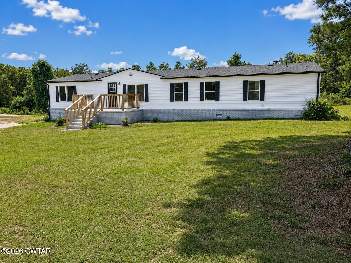 640 Rochelle Road Jackson, TN 38301 - Photo 1 of 15 1