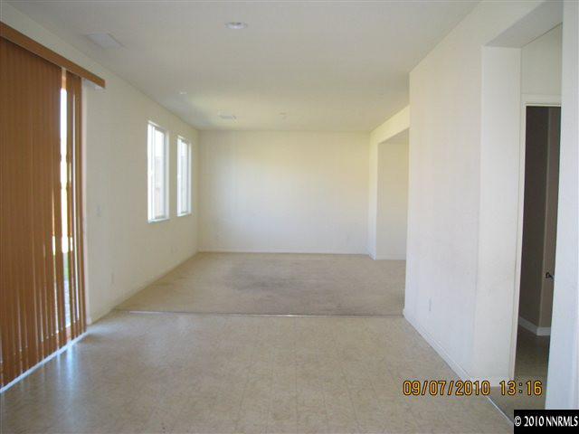 425 Cortono Drive Reno, NV 89521 - Photo 3 of 9 a view of an empty room and window