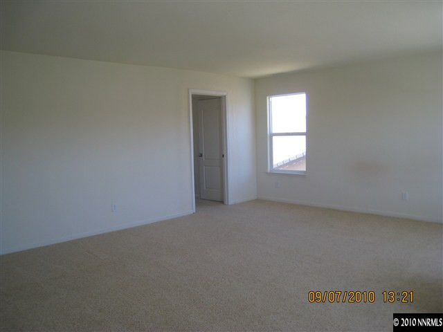 425 Cortono Drive Reno, NV 89521 - Photo 5 of 9