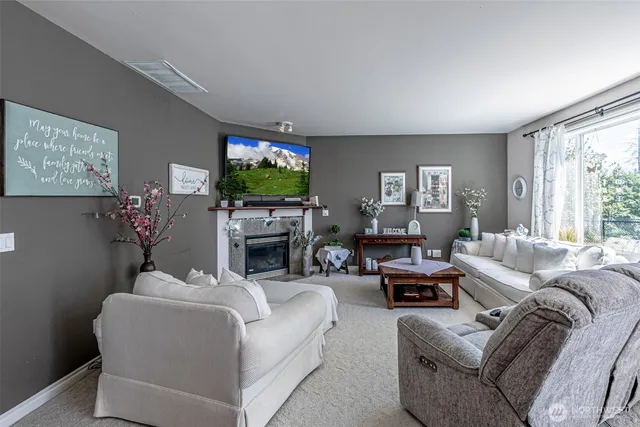 $645,000 | 655 Joy Street, Eatonville, WA 98328