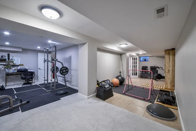 $1,269,000 | 24 Winners Cup Circle, Wheaton, IL 60189