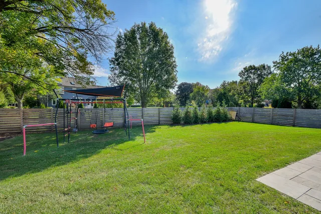 $1,269,000 | 24 Winners Cup Circle, Wheaton, IL 60189
