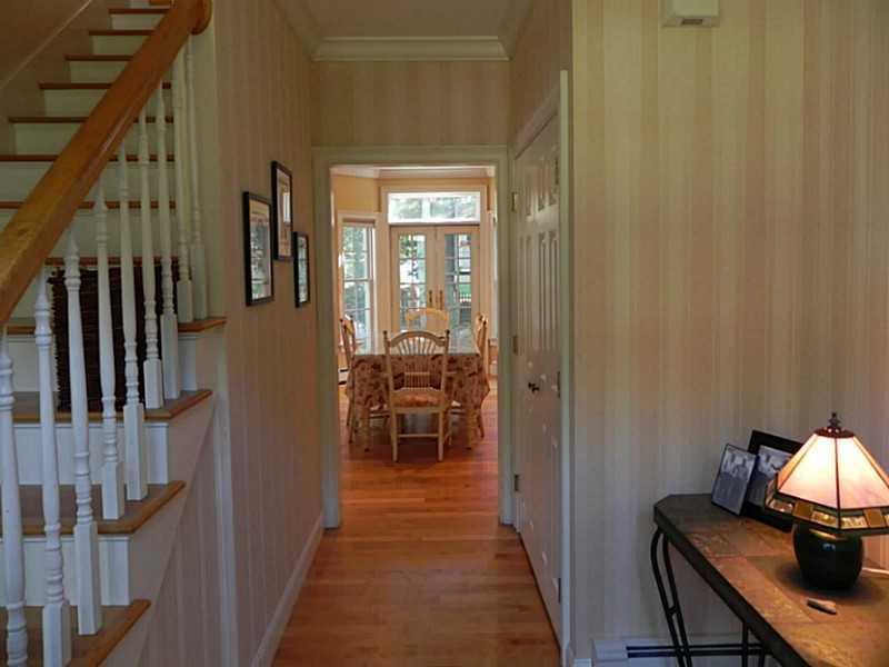 7 Baxter Lane Brunswick, ME 04011 - Photo 12 of 35 Foyer.