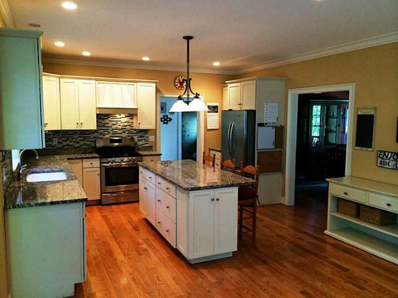 7 Baxter Lane Brunswick, ME 04011 - Photo 5 of 35 Kitchen.