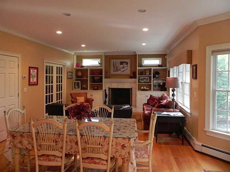 7 Baxter Lane Brunswick, ME 04011 - Photo 8 of 35 Den/Family/Great Room.