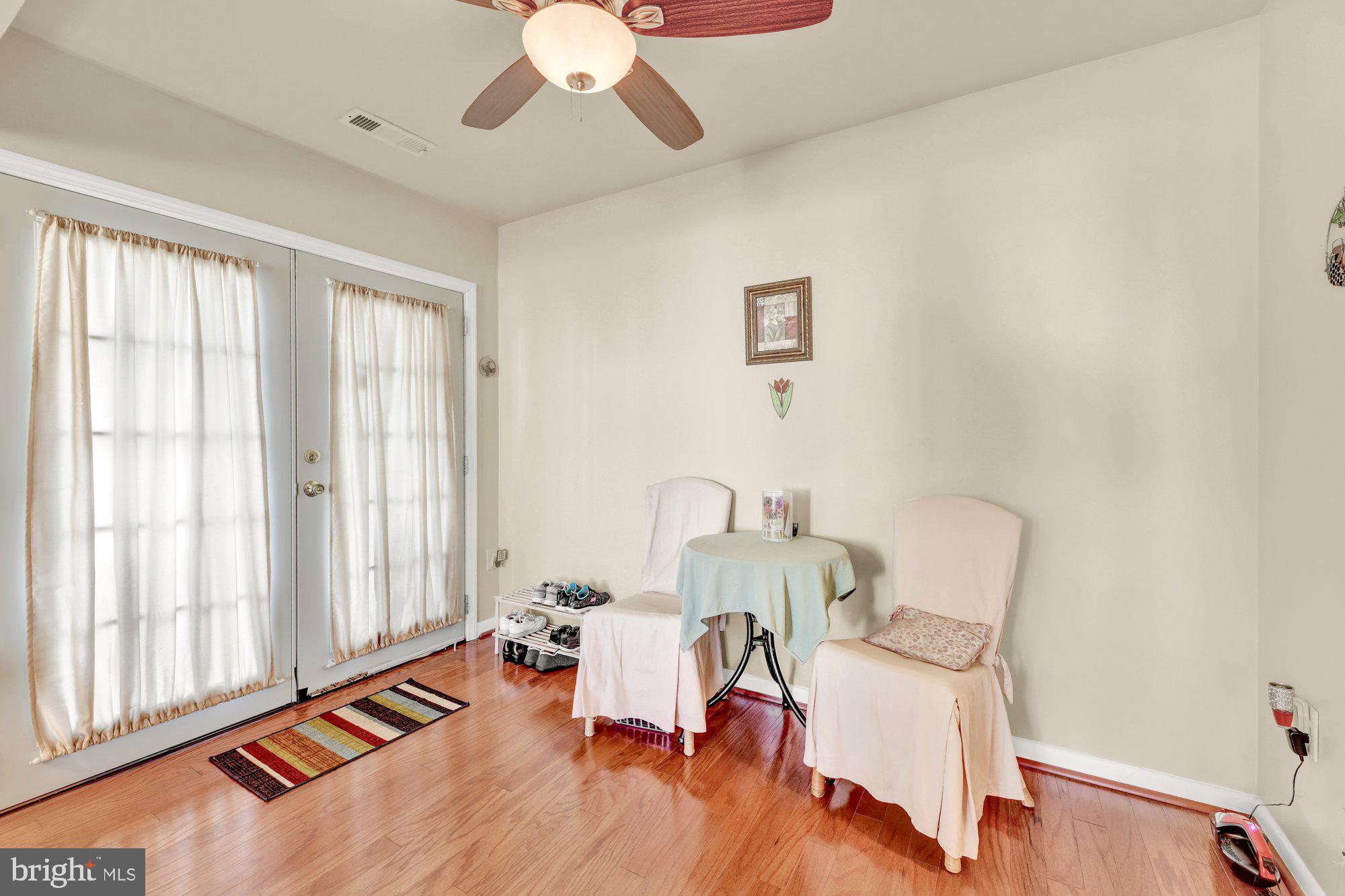 22 King Henry Circle Rosedale, MD 21237 - Photo 8 of 29