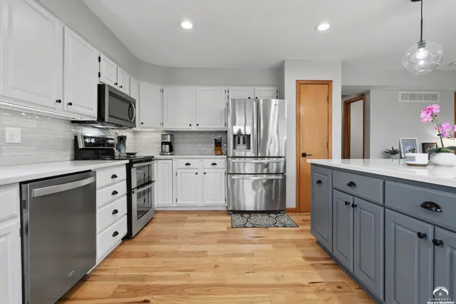 $429,900 | 909 Joseph Drive, Lawrence, KS 66049